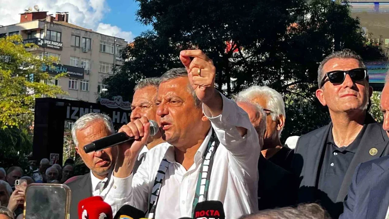 Özgür Özel'den Kocaeli'de emeklilik ve kreş vaadi