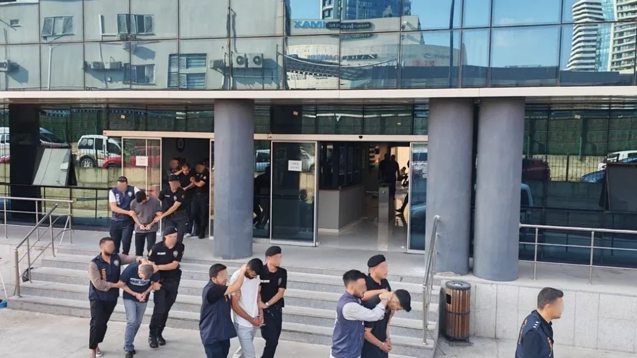 Bursa'da yatırım dolandırıcılığı operasyonu: 8 kişi tutuklandı