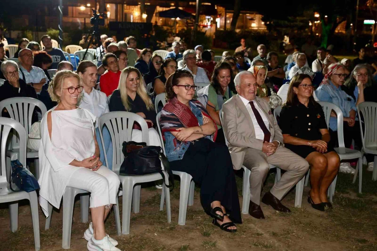 Nilüfer'de bağımsızlık ve Cumhuriyet söyleşisi düzenlendi