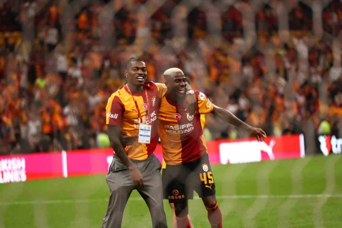 Galatasaray, Göztepe'yi 3-2 yendi: Osimhen'den 2 gol