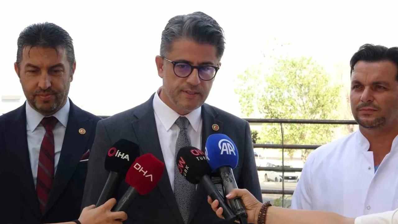 Cem Yılmaz'ın sağlık durumu iyi: Doktorlardan açıklama