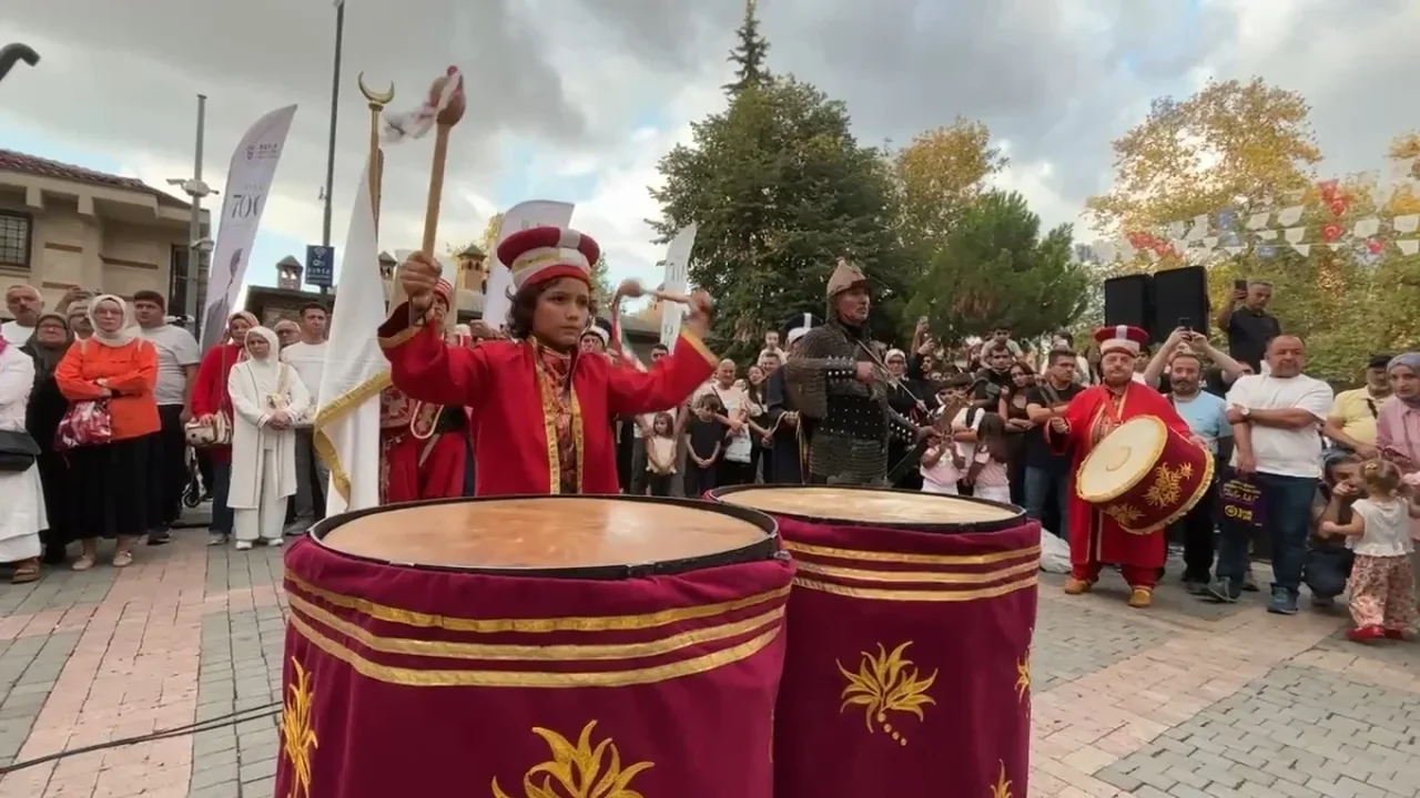 Bursa'da fetih ve 30 Ağustos kutlamalarında mehter coşkusu