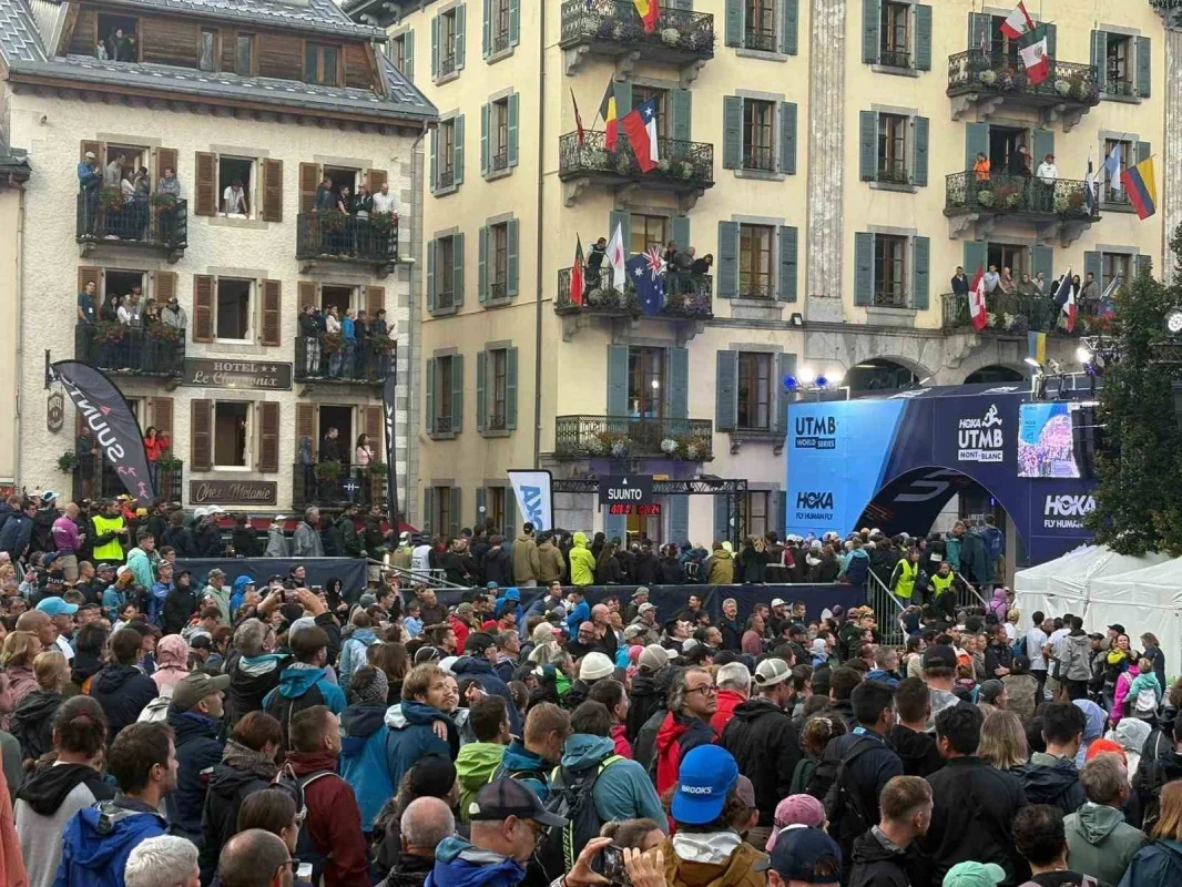 UTMB World Series Finali'nde Ben Dhiman ve L'Hirondel rekor kırdı