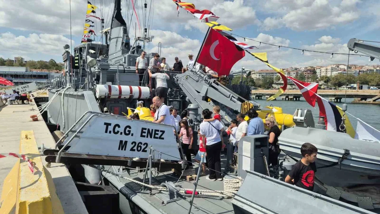 TCG Enez Tekirdağ'da ziyarete açıldı: Vatandaşlardan yoğun ilgi