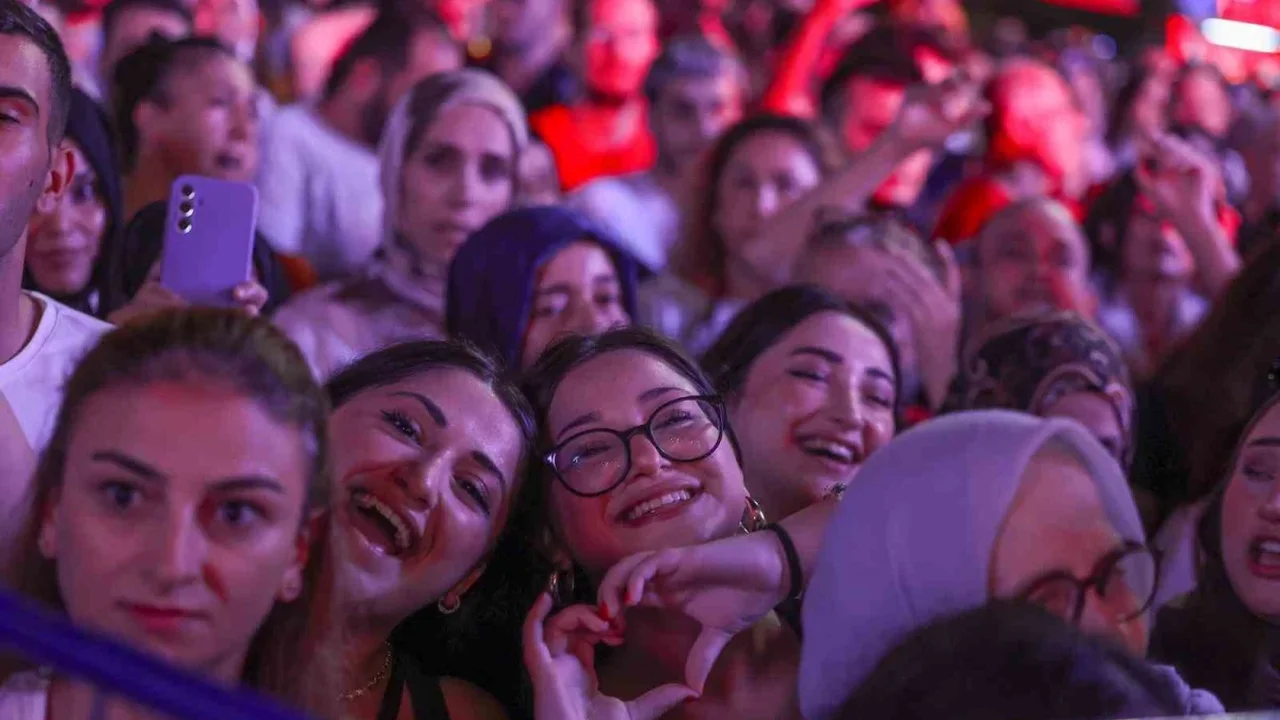 Maltepe'de 30 Ağustos Zafer Bayramı coşkuyla kutlandı