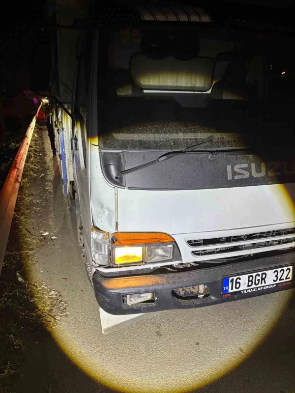 Yakıtı biten otomobiline yakıt doldururken can verdi