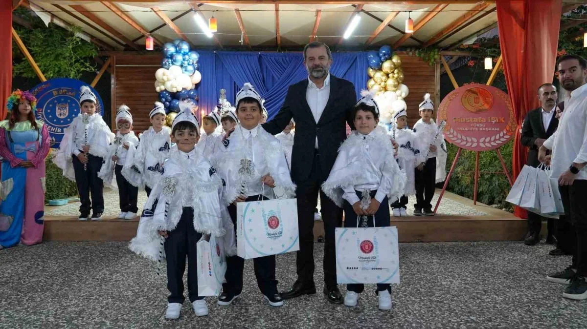 Gürsu'da toplu sünnet şöleni renkli görüntülere sahne oldu
