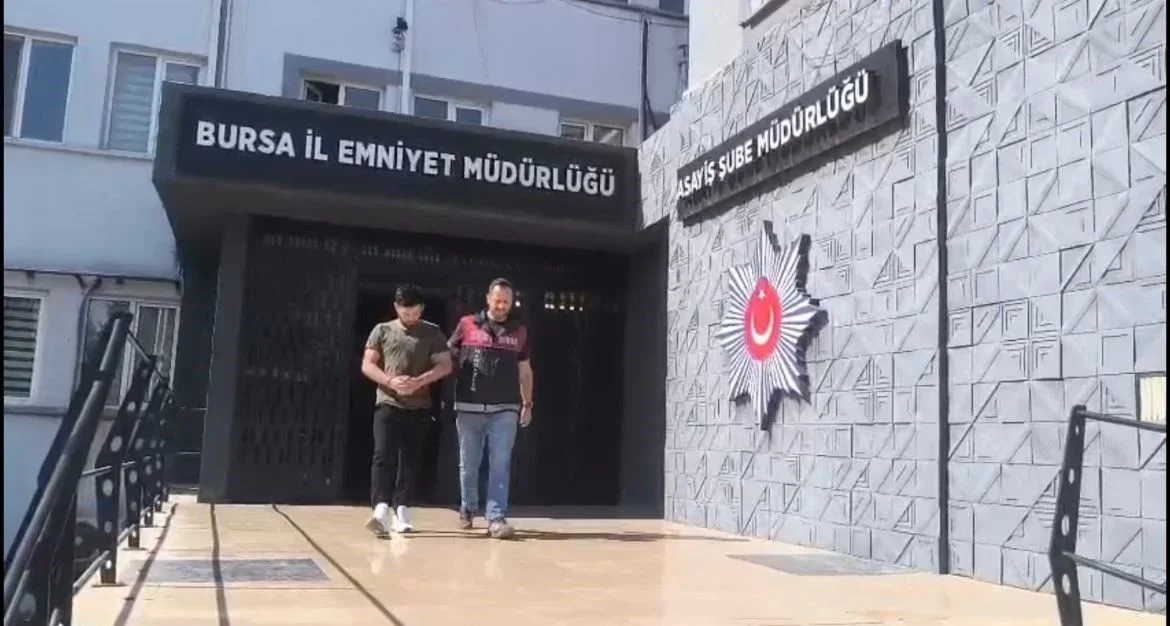Bursa'da 250 saatlik kamera kaydıyla inşaat hırsızı yakalandı
