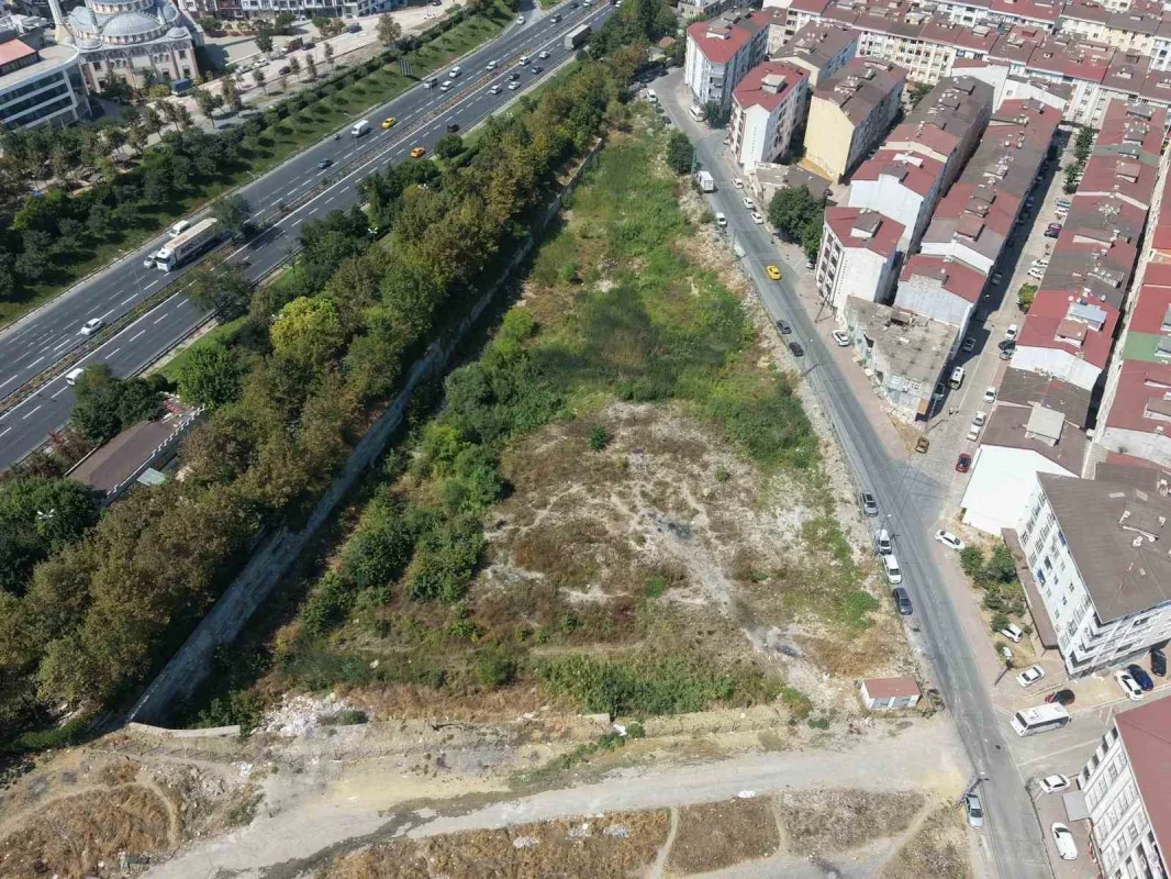 Esenyurt Balıkyolu'nda 32 derslikli okul projesi yeniden başlıyor