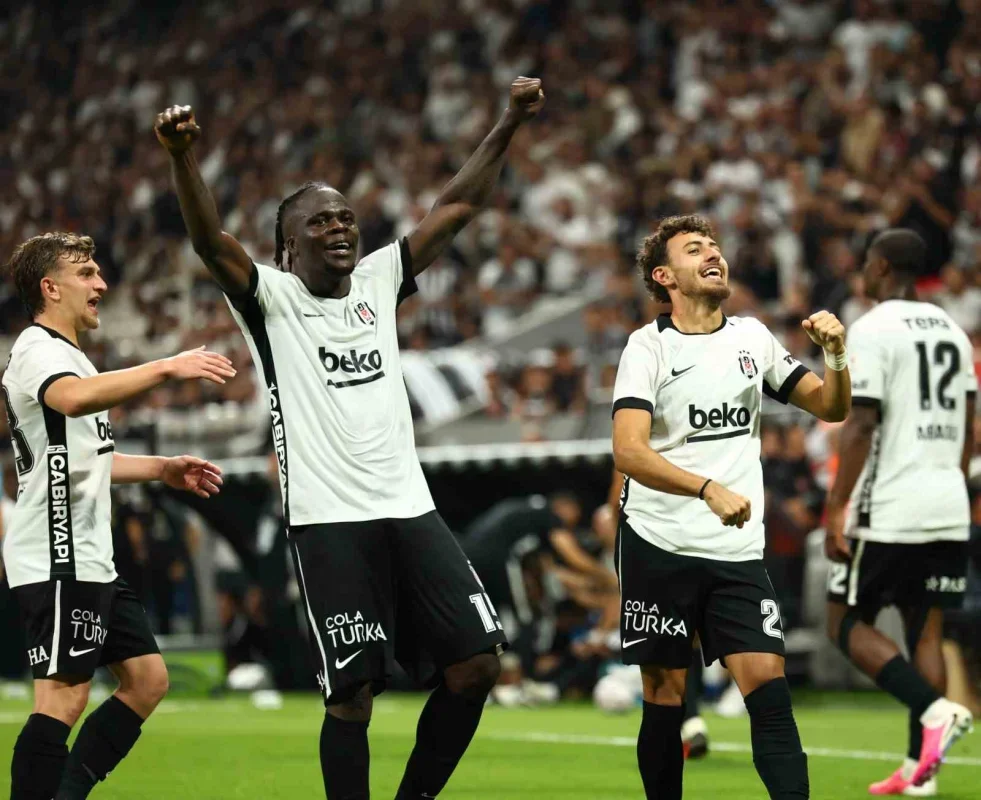 Beşiktaş 6-2 Çorum FK: Tüpraş Stadı'nda gol yağmuru