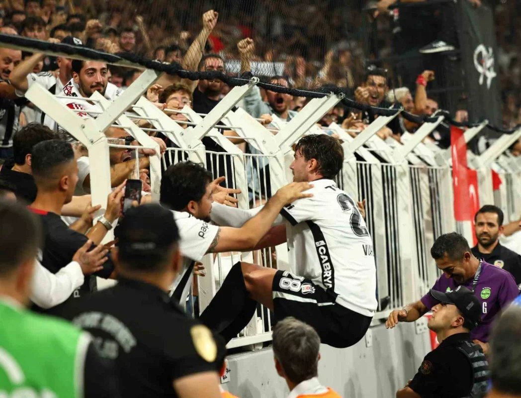 Beşiktaş 6-2 Çorum FK: Tüpraş Stadı'nda gol yağmuru