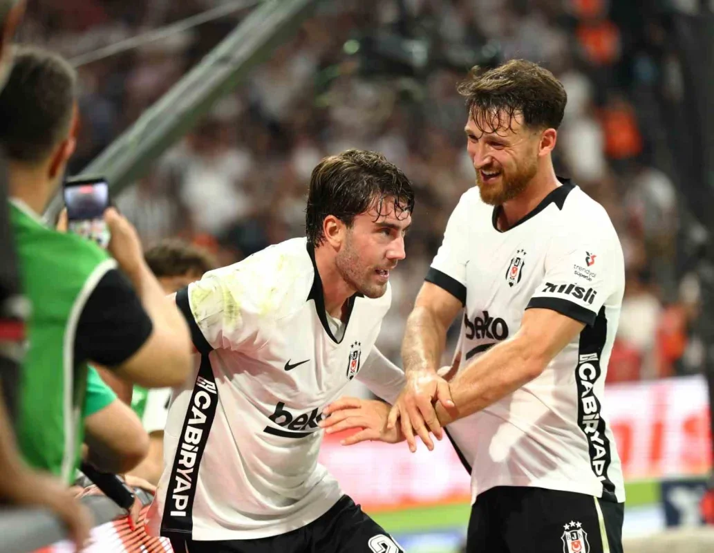 Beşiktaş 6-2 Çorum FK: Tüpraş Stadı'nda gol yağmuru