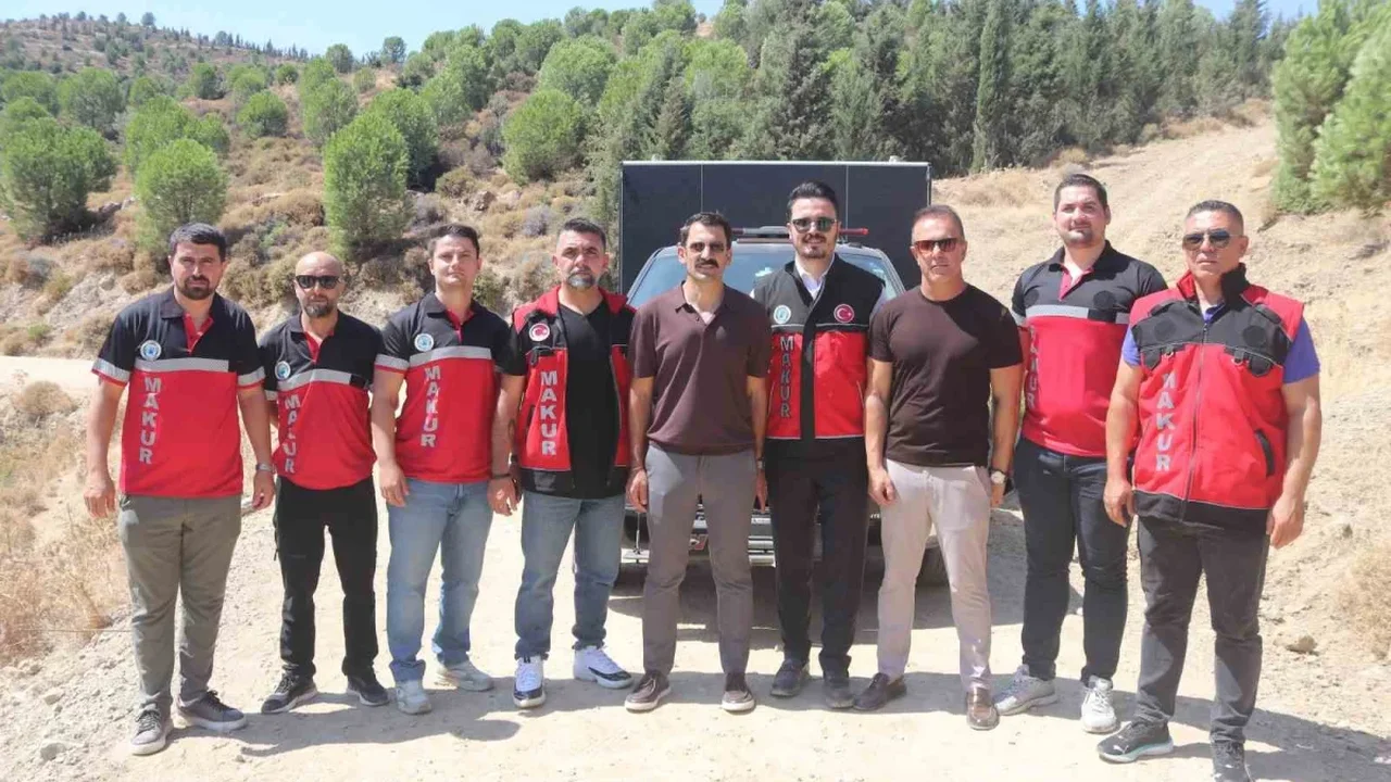Menemen Belediyesi MAKUR Ağrı Dağı zirvesine çıktı