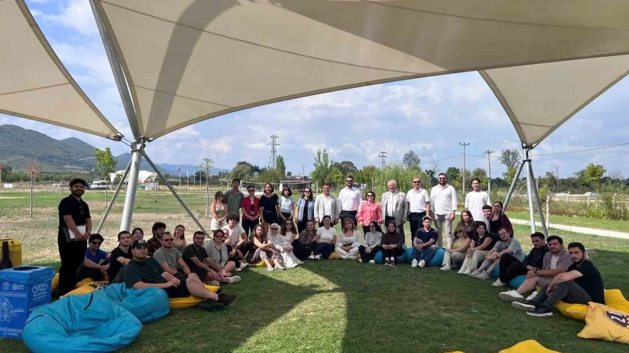 Nilüfer'de gençler sürdürülebilir gelecek kampında buluştu