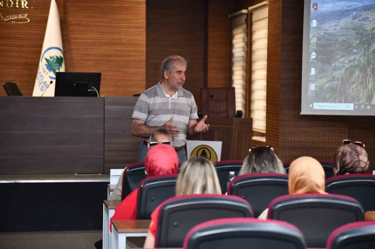 Pursaklar Nezaket Okulları öğretmenleri hizmet içi eğitim aldı