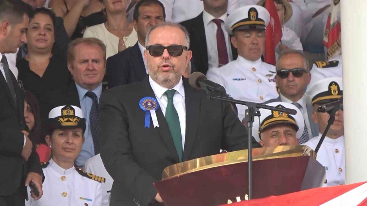 Yalova'da 456 deniz astsubayı mezuniyet töreniyle göreve uğurlandı