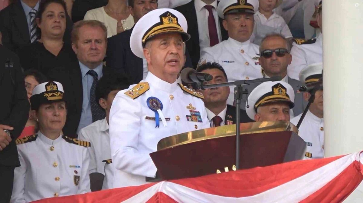 Yalova'da 456 deniz astsubayı mezuniyet töreniyle göreve uğurlandı