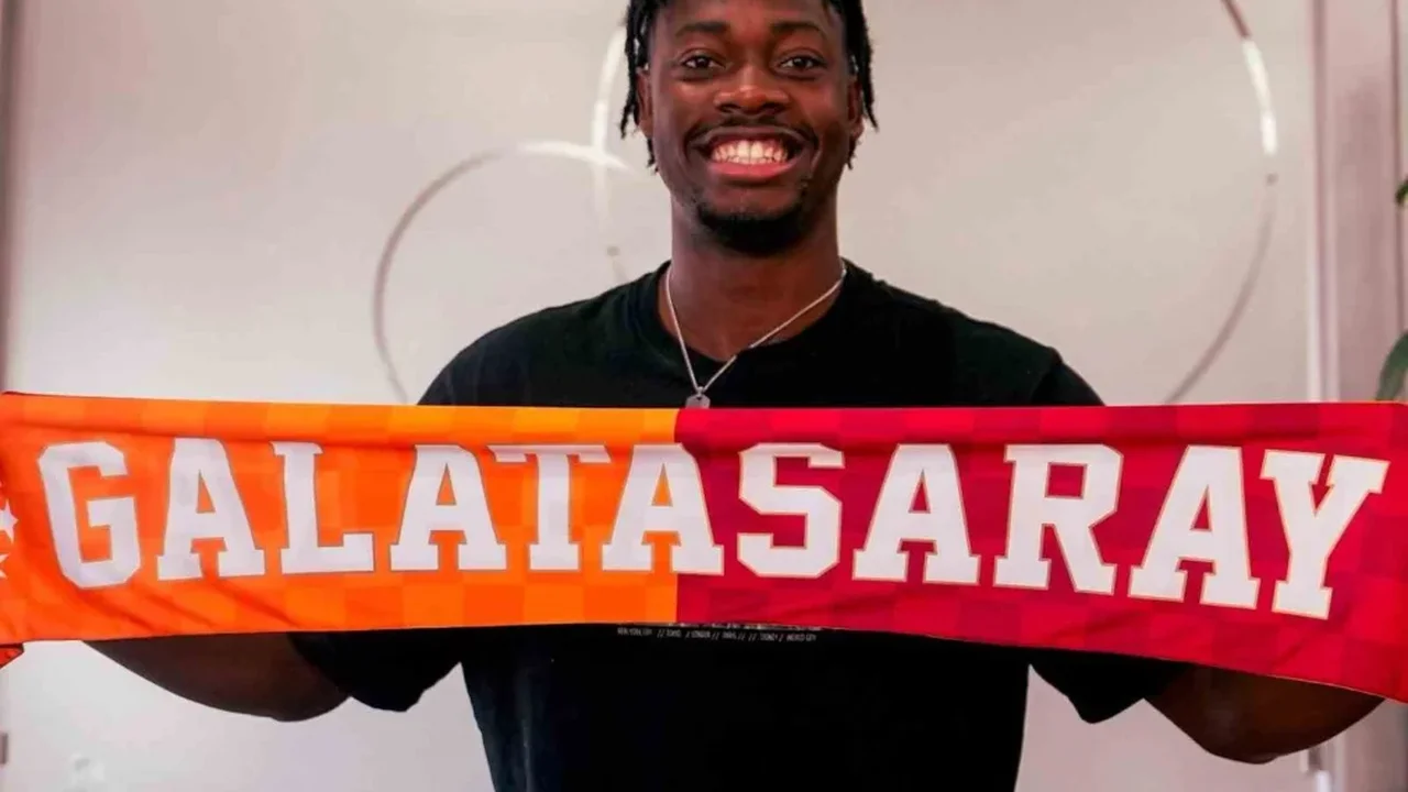 Galatasaray'ın yeni transferi El-Chadaille Bitshiabu İstanbul'da