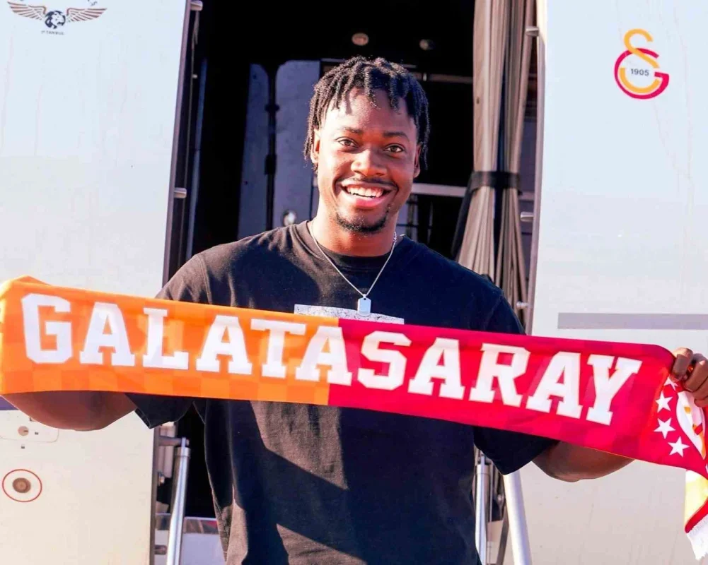Galatasaray'ın yeni transferi El-Chadaille Bitshiabu İstanbul'da