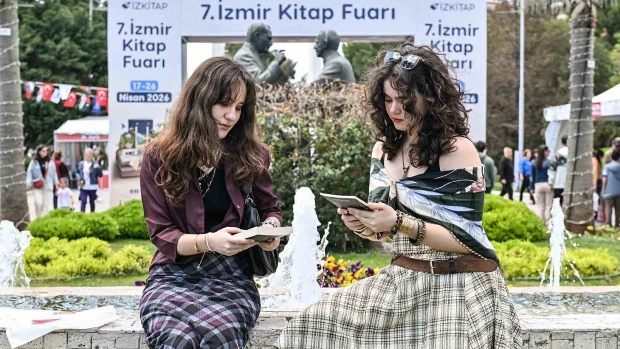 İZKİTAP 2026 sonbaharda Kültürpark'ta kitapseverlerle buluşacak