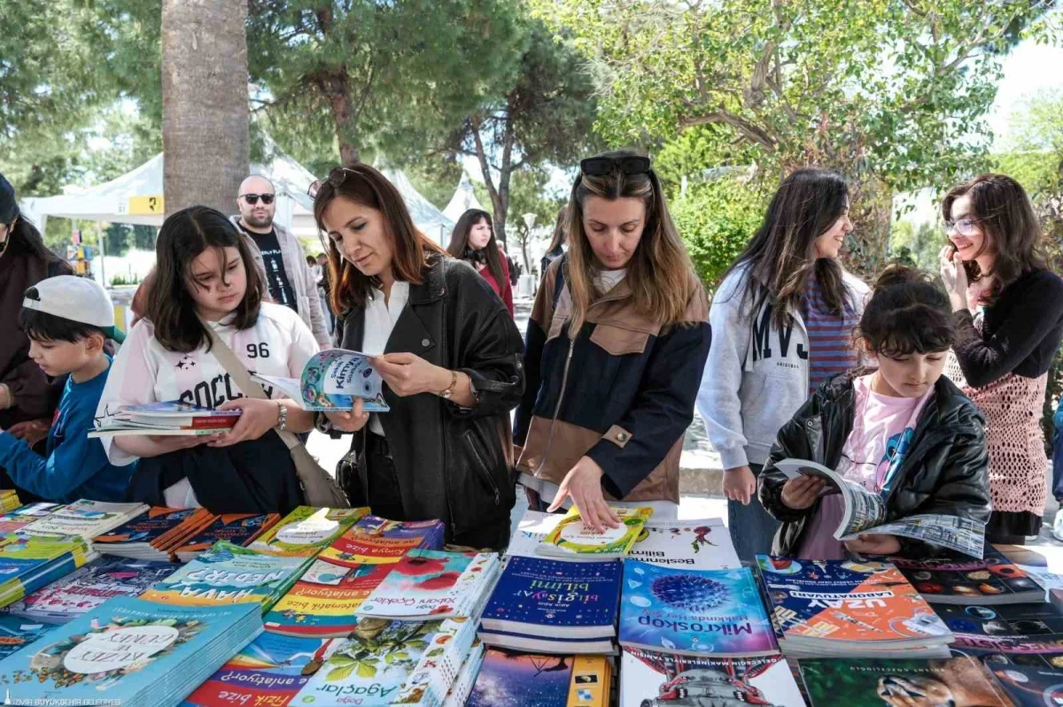 İZKİTAP 2026 sonbaharda Kültürpark'ta kitapseverlerle buluşacak
