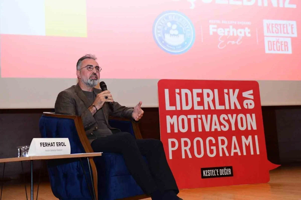 Kestel Belediyesi'nin Liderlik ve Motivasyon Programı sürüyor