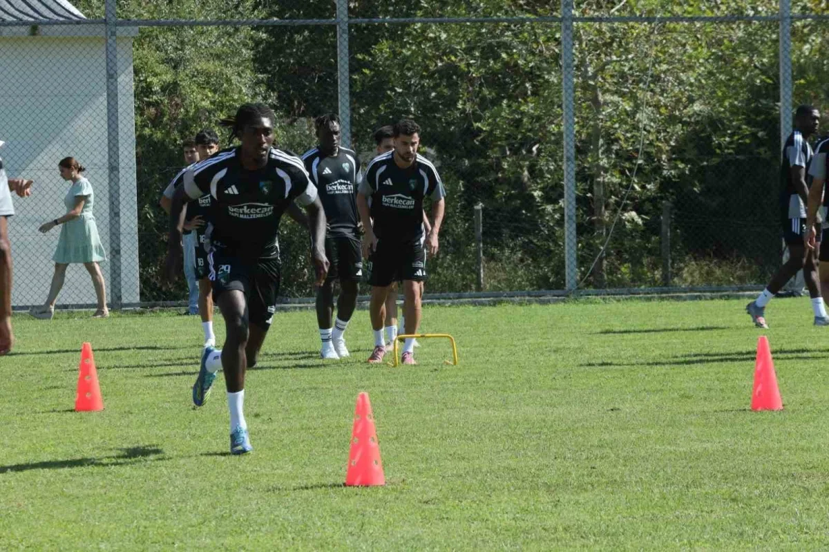 Florian Aye: Kocaelispor'da takım ruhuyla gol arayacak