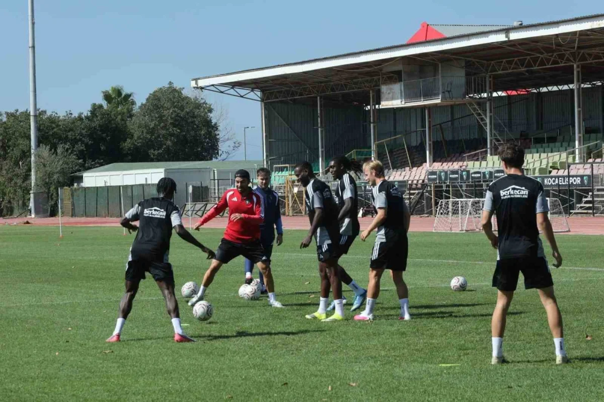 Florian Aye: Kocaelispor'da takım ruhuyla gol arayacak