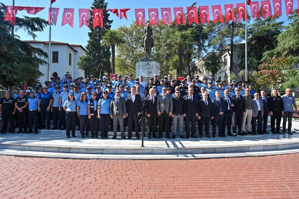 Bursa'da zabıta haftasında hakkaniyet vurgusu ve kortej