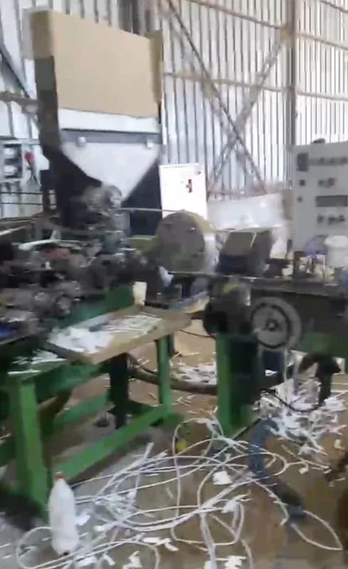 Sakarya'da besihane görünümlü kaçak sigara fabrikasına baskın