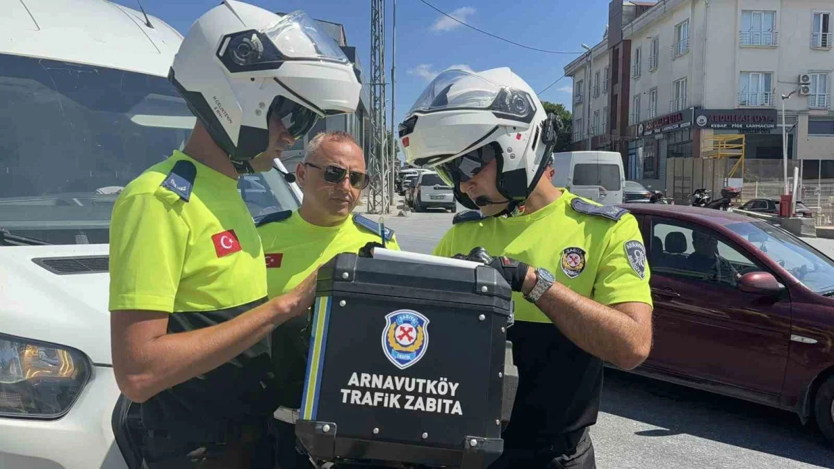 Arnavutköy'de bozuk balıkları çayıra döken şahsa 40 bin lira ceza
