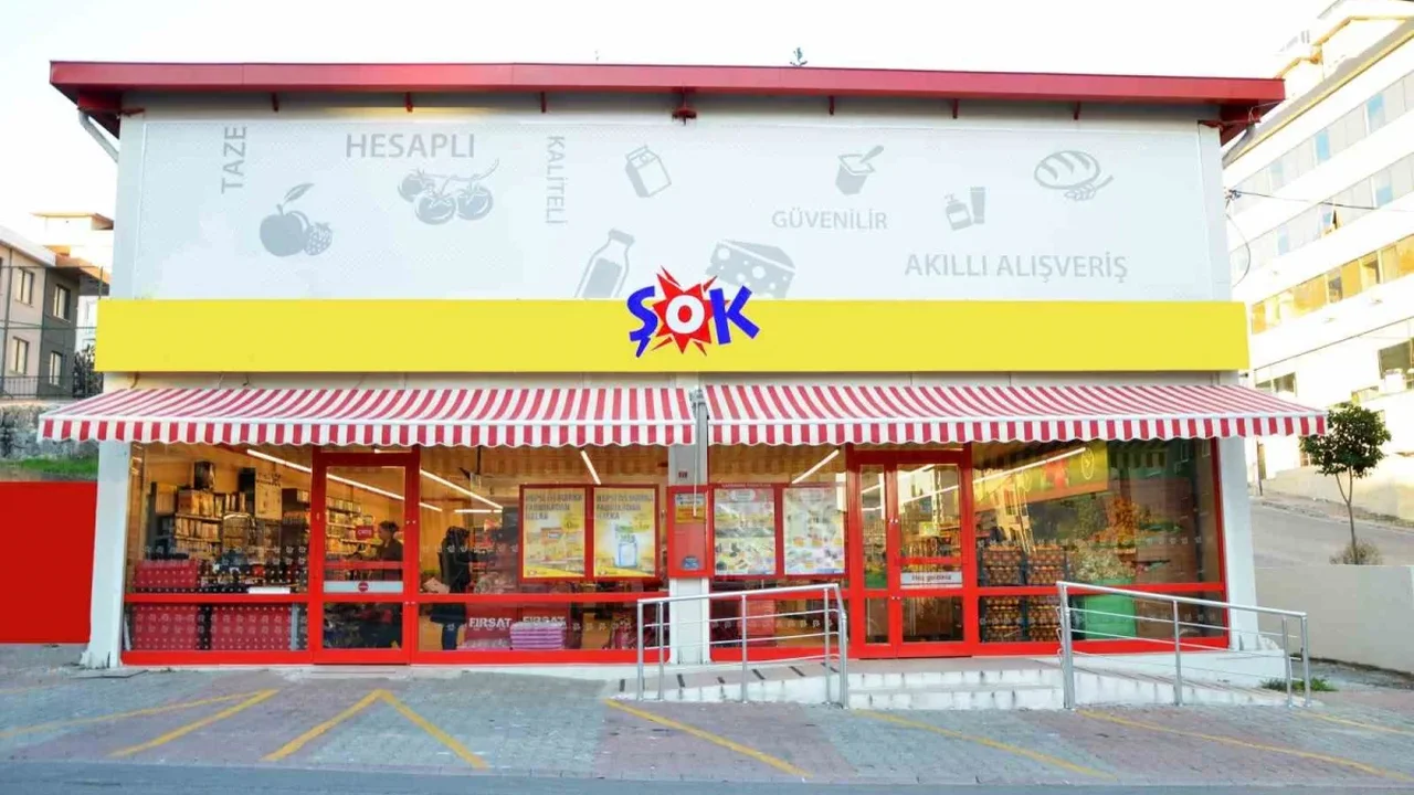 ŞOK Marketler Rio domatesleri pestisit analizinden geçiriyor