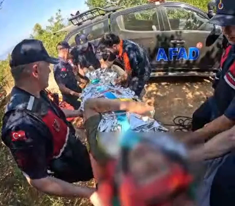 Yalova'da 7 metrelik çukura düşen 76 yaşındaki vatandaş kurtarıldı