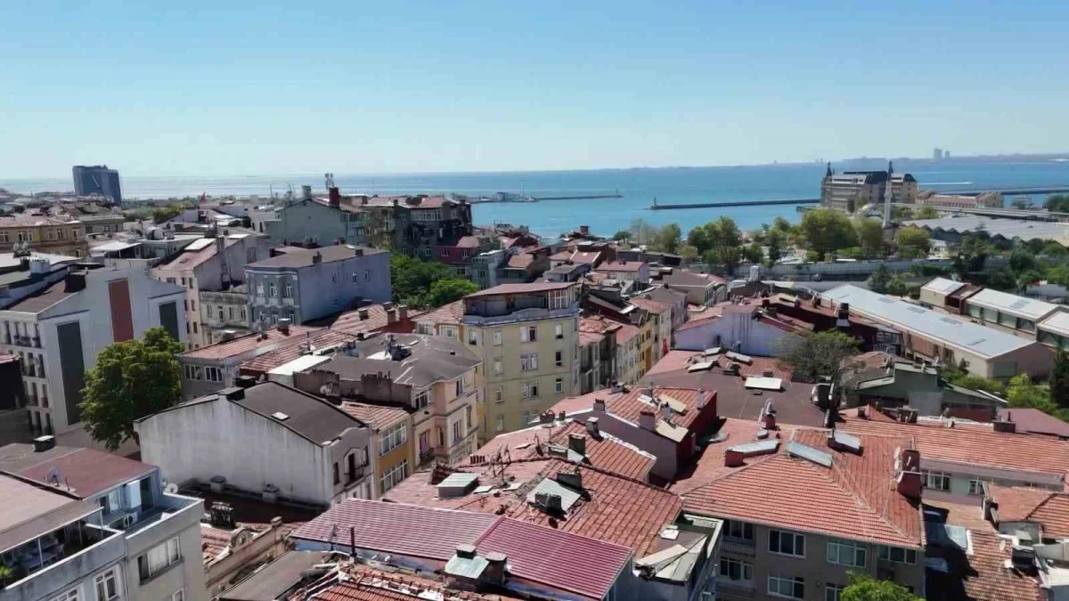 Yeldeğirmeni dünyada zirvede: İstanbul'un en havalı mahallesi