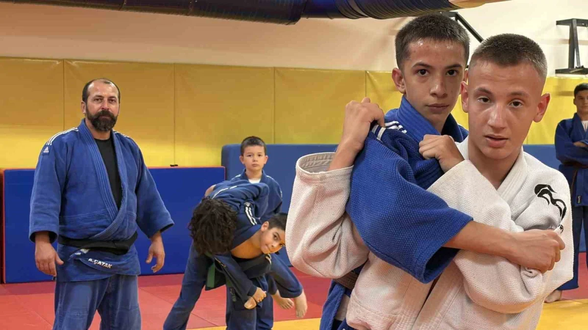 Çankırı'da bronz madalya kazanan Elif'in hedefi Türkiye şampiyonluğu