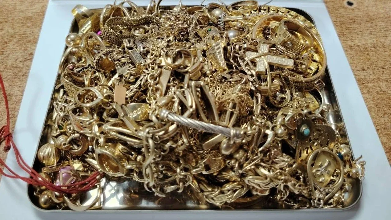 Hamzabeyli karşısında 708 gram kaçak altın ele geçirildi