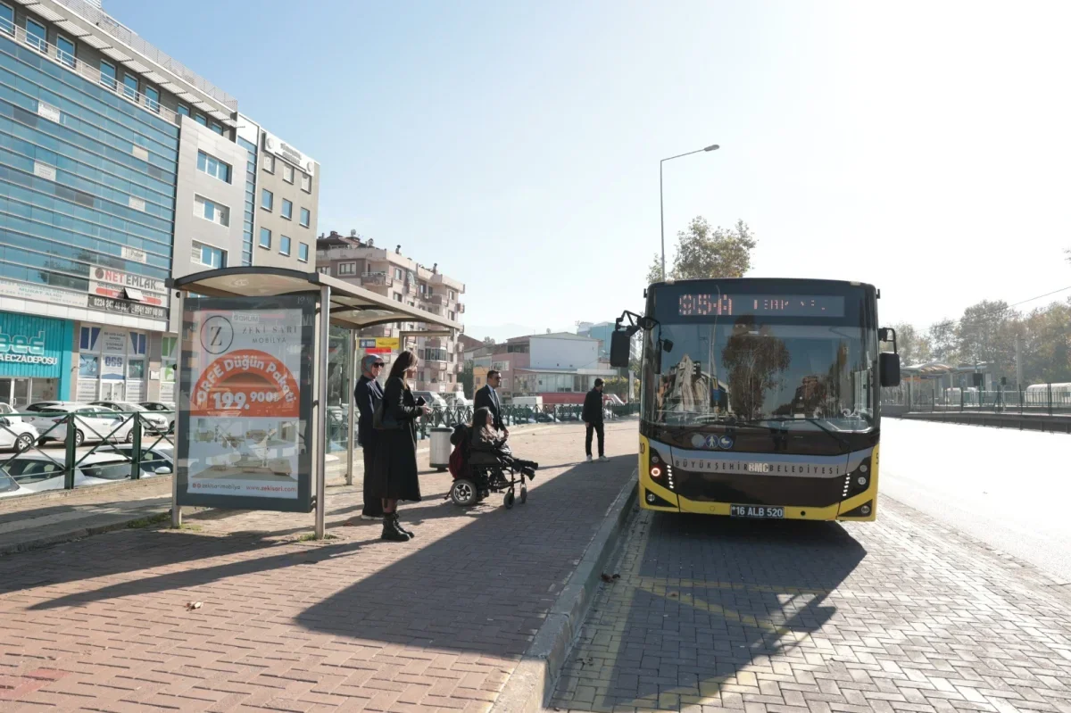Bursa'da BURULAŞ ağustosta 21 milyon 150 bin yolcu taşıdı