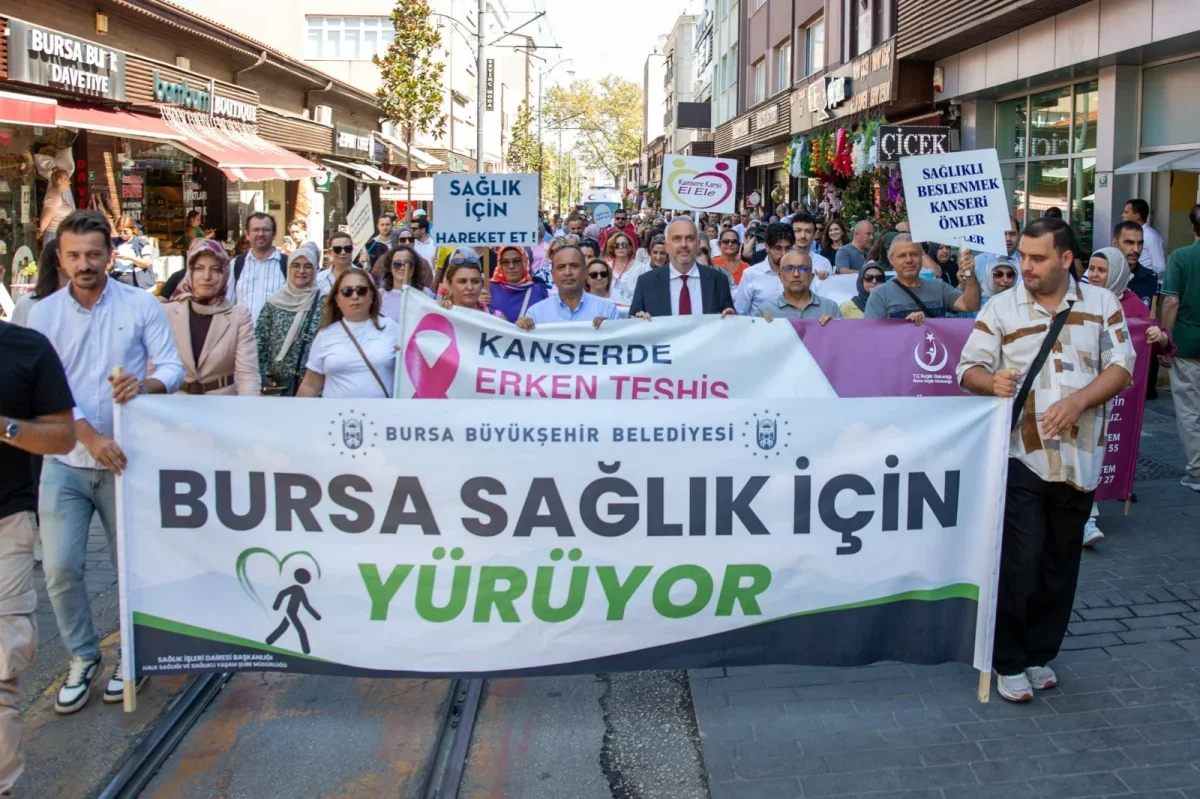 Bursa'da Halk Sağlığı Haftası yürüyüşle başladı