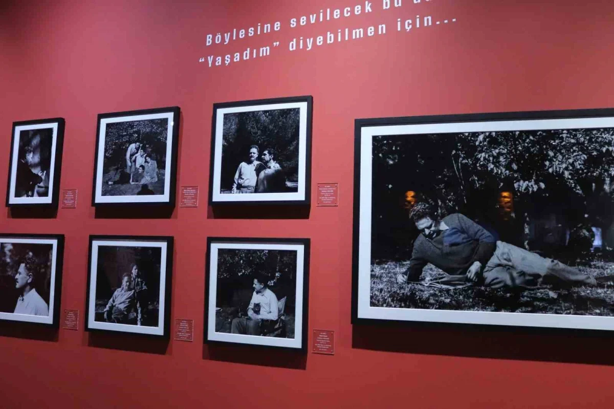 İzmir'de Nazım Hikmet-Romantika sergisi sanatseverlerle buluştu