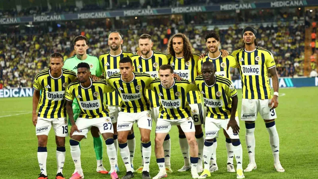 Fenerbahçe, Beşiktaş derbisinde seriyi sürdürmek istiyor
