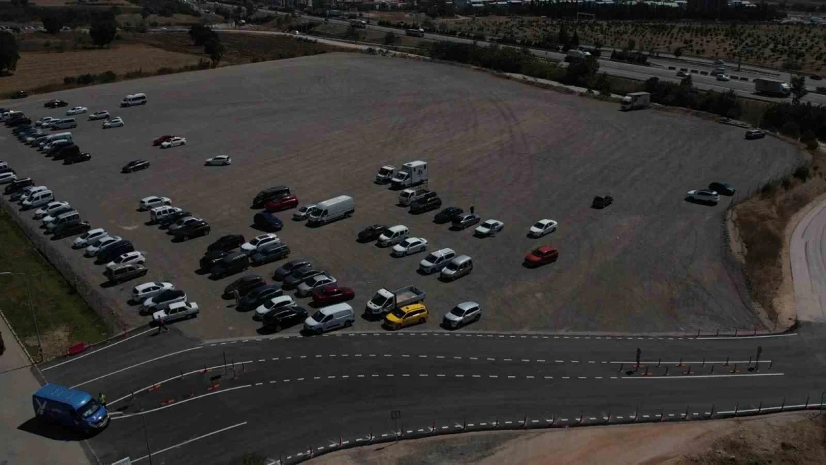 Bursa Şehir Hastanesi'ne 1250 araçlık yeni otopark açıldı