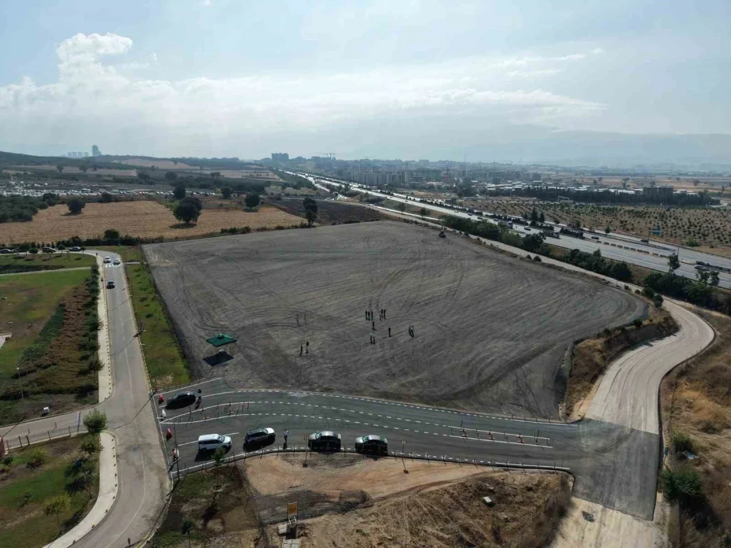 Bursa Şehir Hastanesi'ne 1250 araçlık yeni otopark açıldı