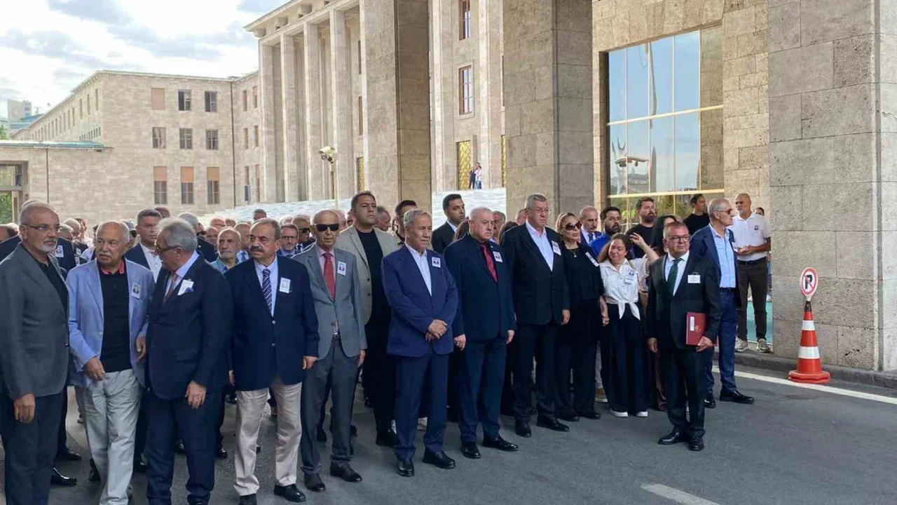 Eski milletvekili Latif Sakıcı için TBMM'de cenaze töreni