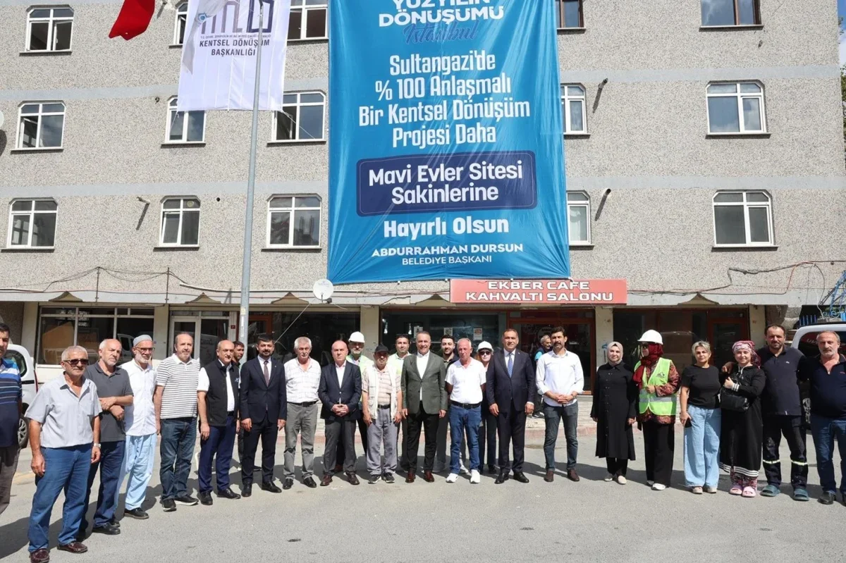 Sultangazi'de kentsel dönüşüm: Mavi Evler Sitesi yenileniyor
