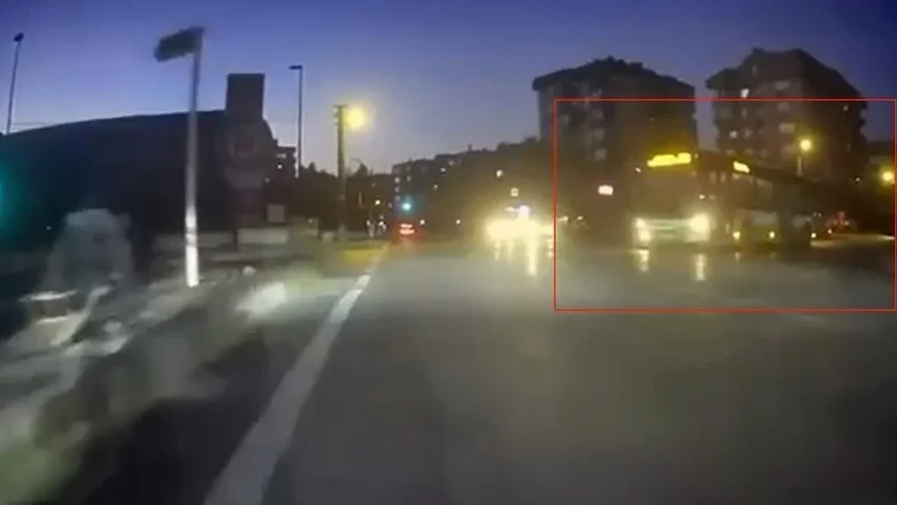 Kırmızı ışıkta geçen otobüs şoförüne 17 bin 912 lira ceza