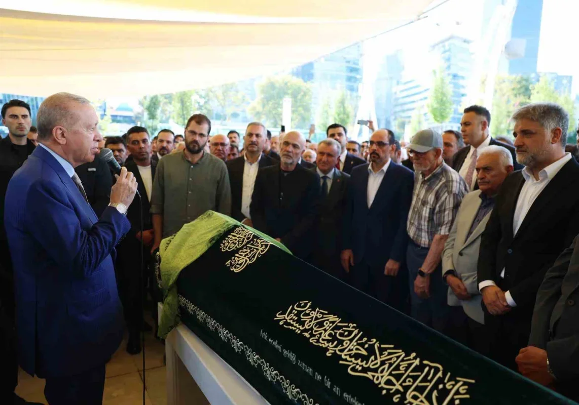 Erdoğan, Abdülkadir Emin Önen'in kızının cenazesine katıldı