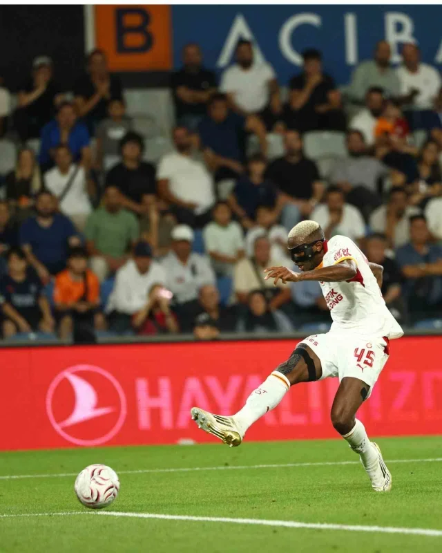 Başakşehir 0-1 Galatasaray | Osimhen ilk yarıda golü attı