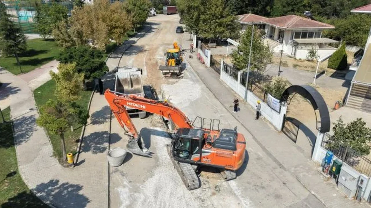 Nilüfer Kayapa TOKİ'de 600 Metrelik Yağmur Suyu Hattı Yapılıyor