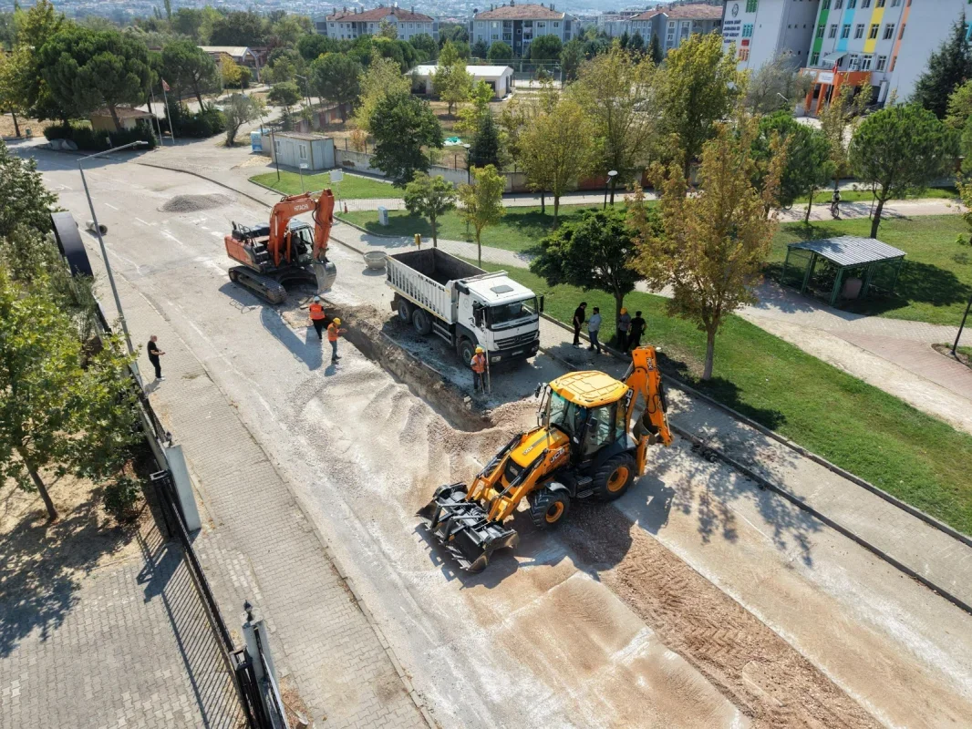 Nilüfer Kayapa TOKİ'de 600 Metrelik Yağmur Suyu Hattı Yapılıyor