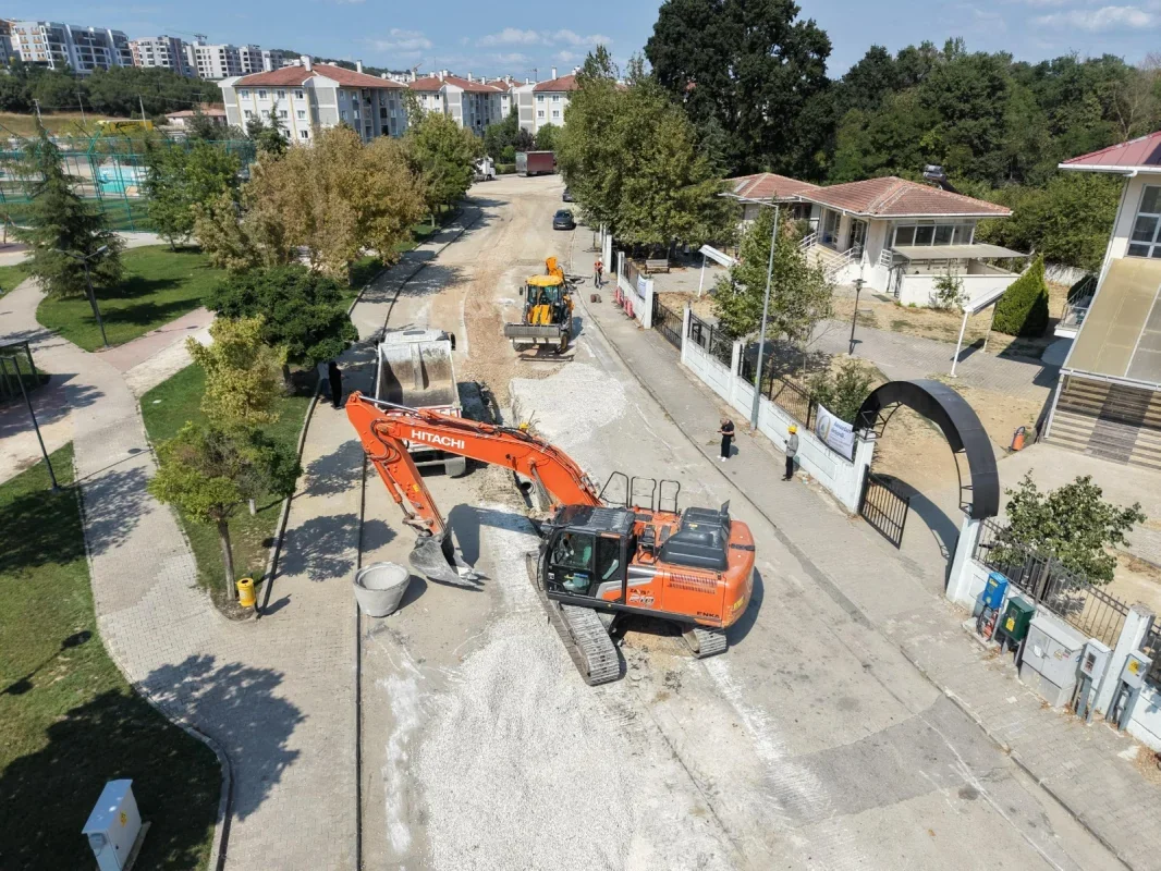 Nilüfer Kayapa TOKİ'de 600 Metrelik Yağmur Suyu Hattı Yapılıyor